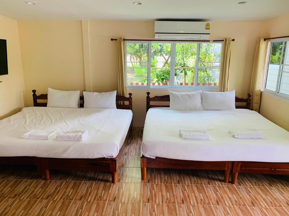 Baan Suan Khun Yaiy Hotel Ban Wang Takhrai Exterior foto
