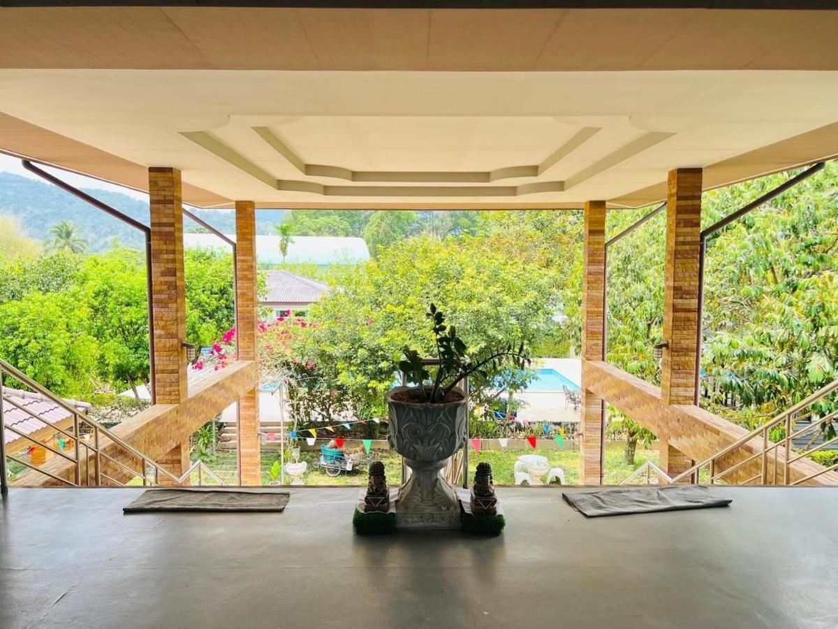Baan Suan Khun Yaiy Hotel Ban Wang Takhrai Exterior foto