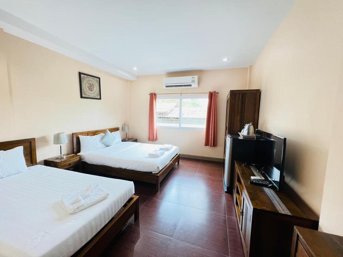 Baan Suan Khun Yaiy Hotel Ban Wang Takhrai Exterior foto