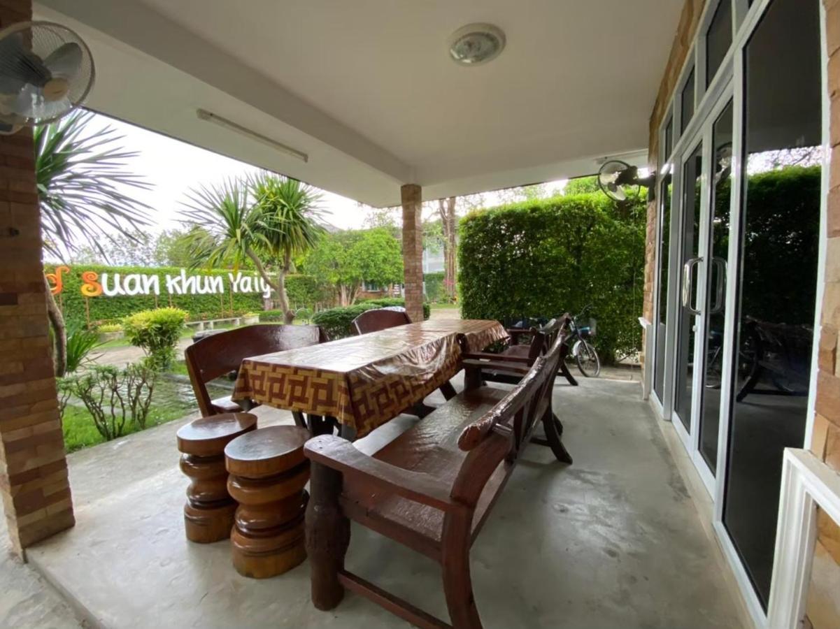 Baan Suan Khun Yaiy Hotel Ban Wang Takhrai Exterior foto